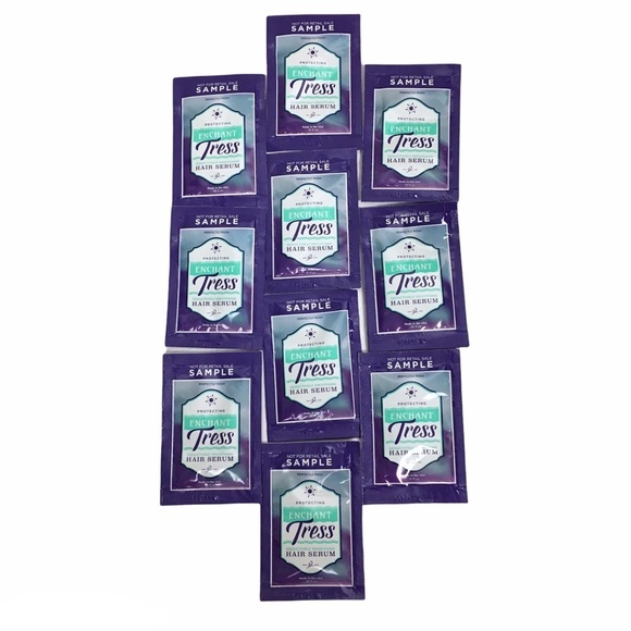 PERFECTLY POSH Enchantress Seductively Smoothing Hair Serum Samples 10 Packets - Picture 1 of 3